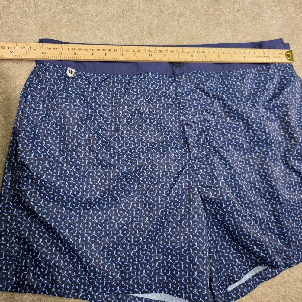 Vineyard Vines Swim Trunks Mens 36 Blue Floral Geometric 1M001112 Portugal - Picture 4 of 6